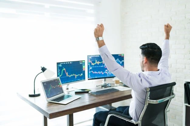 man doing stock trading